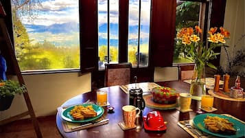 Daily full breakfast for a fee