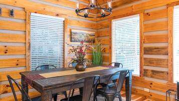 Chalet (3 Bedrooms) | Intérieur