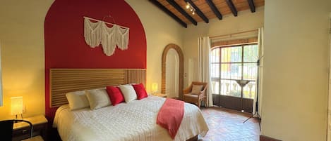 1 habitación y caja de seguridad en la habitación
