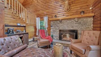 Chalet (3 Bedrooms) | Interior