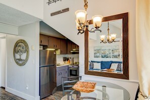 Interior - Top Of Seven 2BR - Amazing Grandfather Mtn Views From This Updated Condo (Banner Elk)