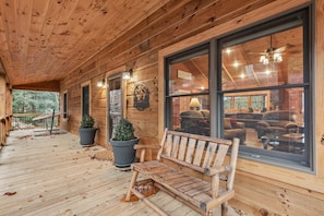 Interior - Deer Ridge Nearby to Ski, 3BR - King (Banner Elk)