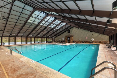 B Rock Ridge at Echota - Townhome With Private hot tub