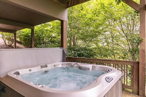 Interior - B Rock Ridge at Echota - Townhome With Private hot tub (Banner Elk)