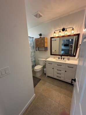 Hair dryer, towels, toilet paper - Studio with AC and kitchenette (Hauula)