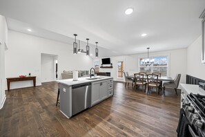 Interior - Jayme Schaaf (Clarksville)