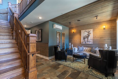 Cozy Mountain Retreat at Blue Ridge Mountain Club