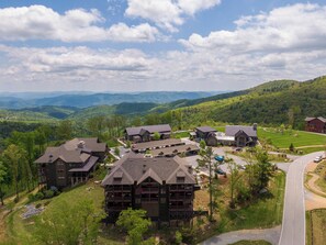 Interior - Apex Executive Apartments - 198 Ramblestone NC (Boone)