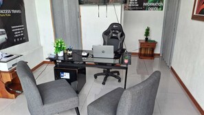 Economy Shared Dormitory | Interior - El Rey Hostel Monteverde Downtown (Monteverde)
