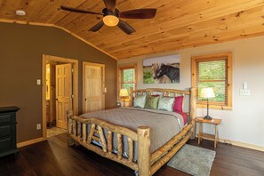 Interior - 1 Million Dollar View Hot Tub, Theater Room, Pool Table, Air Hockey 10min to Banner Elk (Banner Elk)