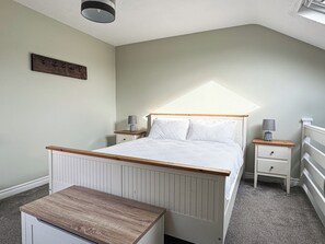 1 sovrum, strykjärn/strykbräda, wi-fi och sängkläder