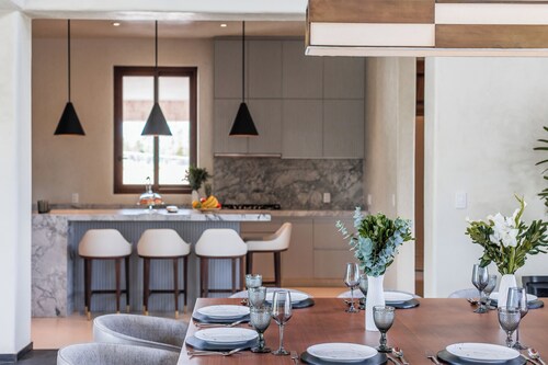 Luxury and Private Villa La Loma VIATO