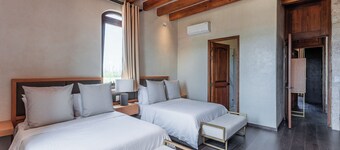 Luxury and Private Villa La Loma VIATO