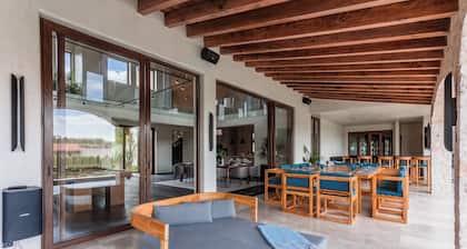 Luxury and Private Villa La Loma VIATO