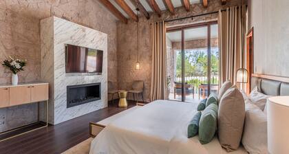 Luxury and Private Villa La Loma VIATO
