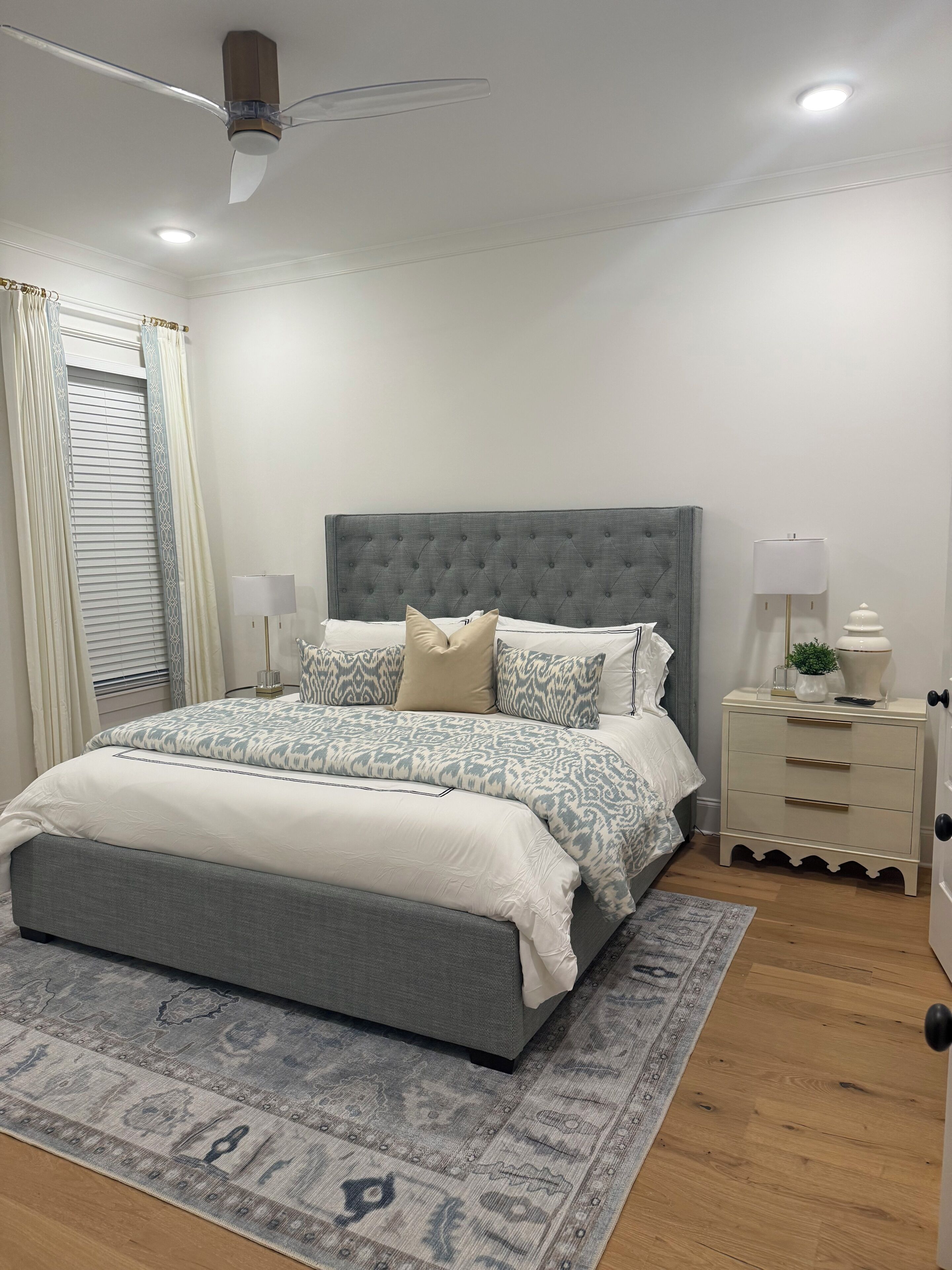 4 bedrooms, free WiFi, bed sheets, wheelchair access