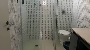 Double Room | Bathroom