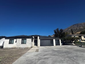 Exterior - Prime location - basement apartment in Pleasant Grove (Pleasant Grove)