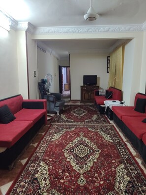 Living area - Vrbo Property (Guiza)