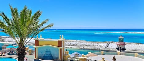 Bloc d'apartaments, diversos llits (Emerald Grande W322) | Piscina | Piscina a l'aire lliure i piscina climatitzada