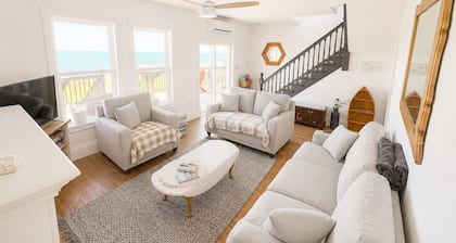Oceanfront Farmhouse w Private Beach Access
