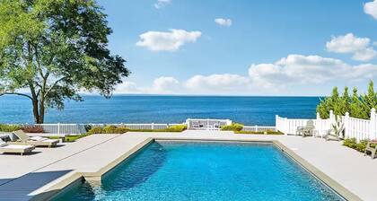 Coastal Sanctuary: Pool & Private Beach Access