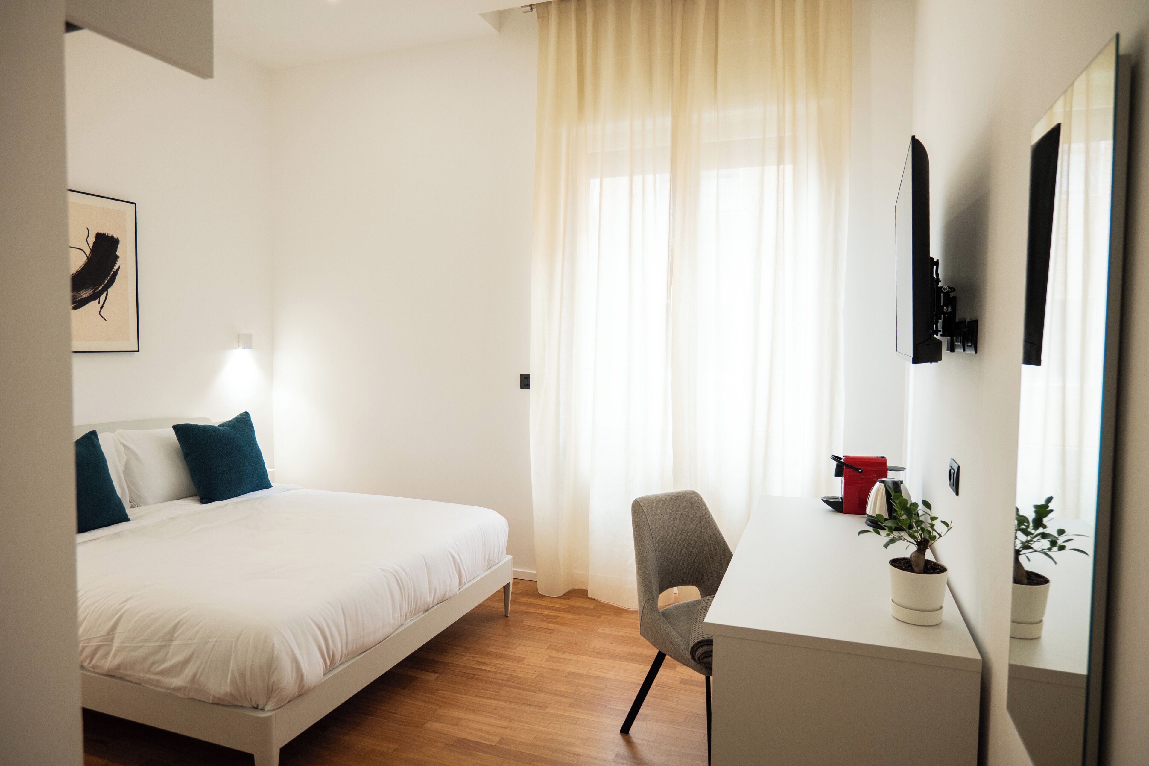 Kamar Double Standar, pemandangan kota | Minibar, meja kerja, ruang kerja ramah laptop, dan kedap suara