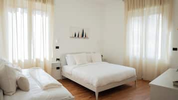Luxury Triple Room, City View