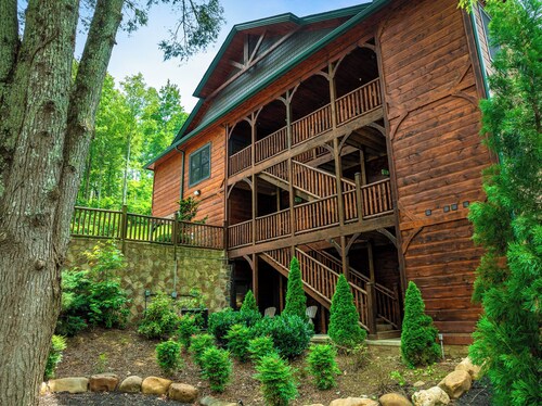 Sleeps 64 · Lodge · Hot Tubs · Theater