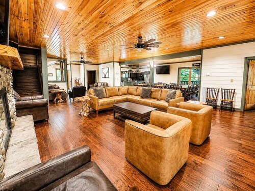 Sleeps 64 · Lodge · Hot Tubs · Theater