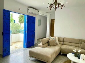 Living room - Charming 3-bedroom Apartment Near Carthage, Tunisia (Sidi Bou Said)