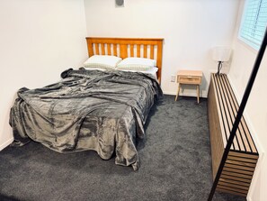2 slaapkamers, wifi, beddengoed