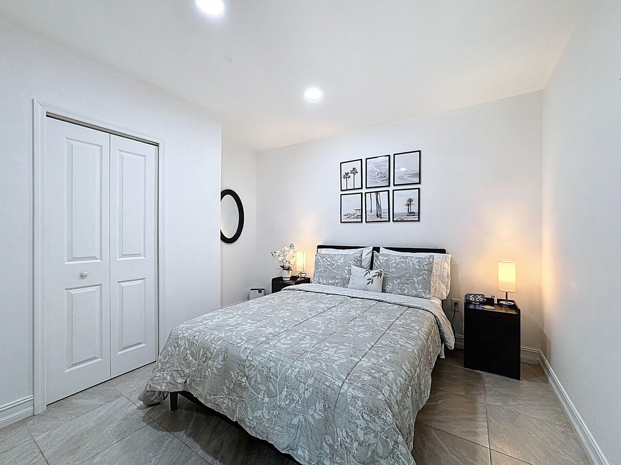 1 bedroom, iron/ironing board, internet, bed sheets