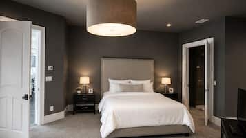 5 bedrooms, iron/ironing board, Internet, bed sheets