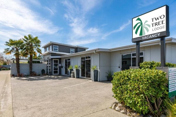 Two Tree Motel & Lodge - Blenheim