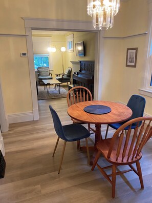Dining - Charming home in Lethbridge with piano, beautiful neighborhood, central location (Lethbridge)