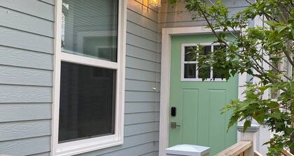 Charming home in Lethbridge with piano, beautiful neighborhood, central location