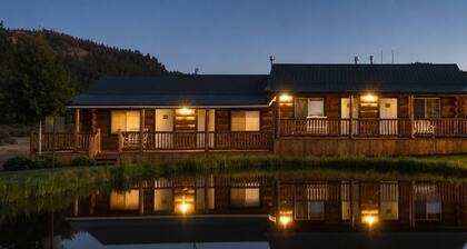 Hiker's Hideaway Suite #256