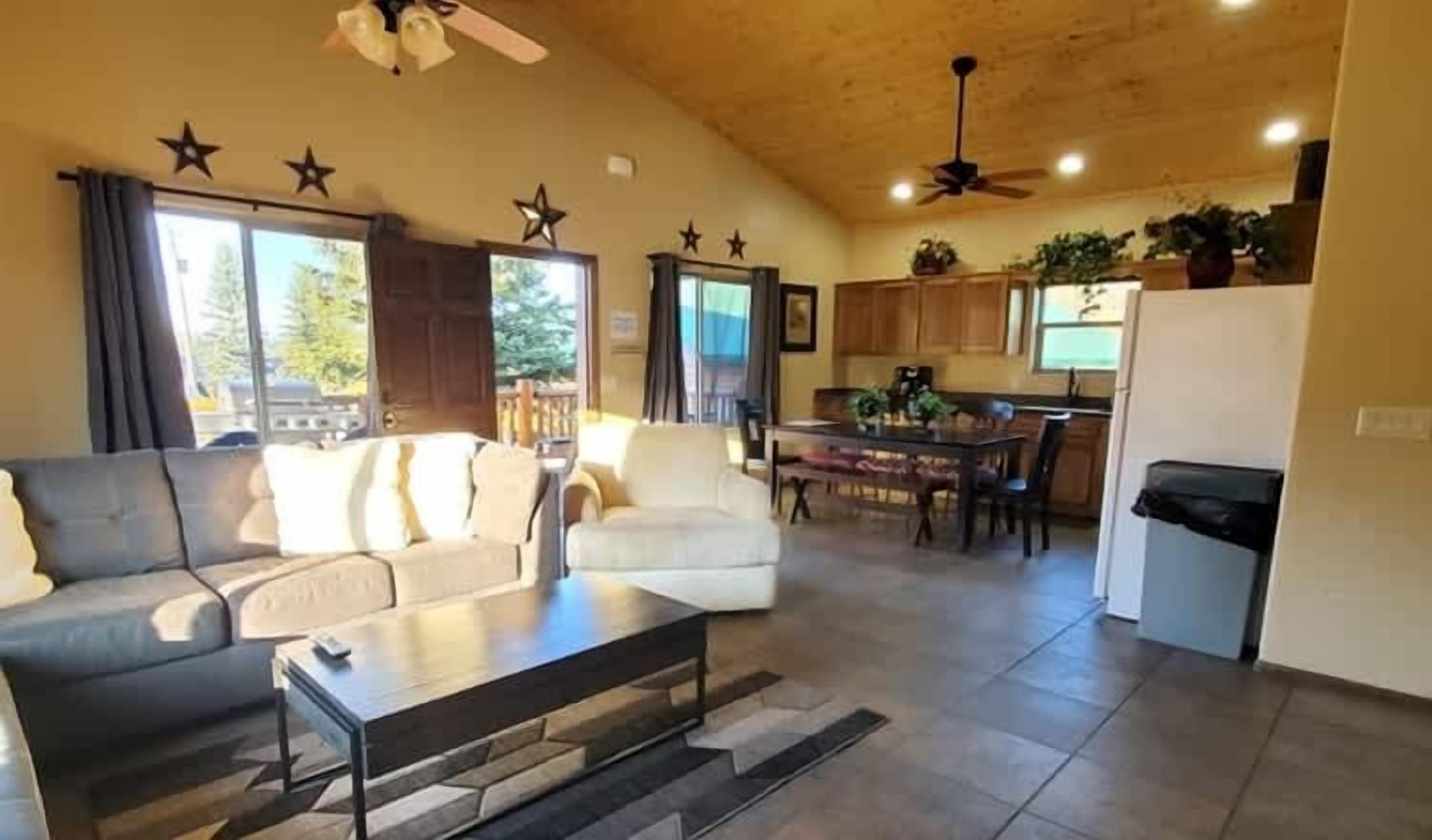 Underwood Lodge #285 - Greer, AZ