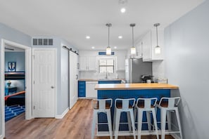 Private kitchen - Oceanview Condo, Pool, Walk to CB Pier! Villa (Carolina Beach)