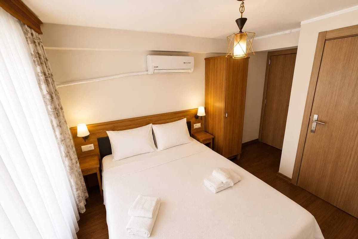 Wifi gratis y ropa de cama