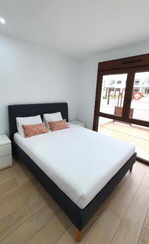 2 slaapkamers, wifi, beddengoed