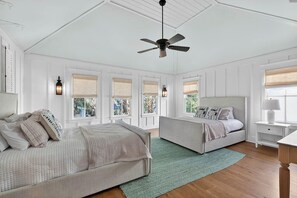 4 chambres, fer et planche à repasser, Wi-Fi gratuit, draps fournis