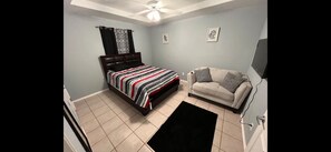 2 bedrooms, Internet, bed sheets - Delightful 2-bedroom apartment with AC in Edinburg (Edinburg)