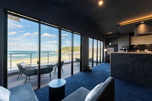 Living area - kitamae-base.com (Kaga)