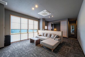 Panoramic Suite, Ocean View | Living area - kitamae-base.com (Kaga)