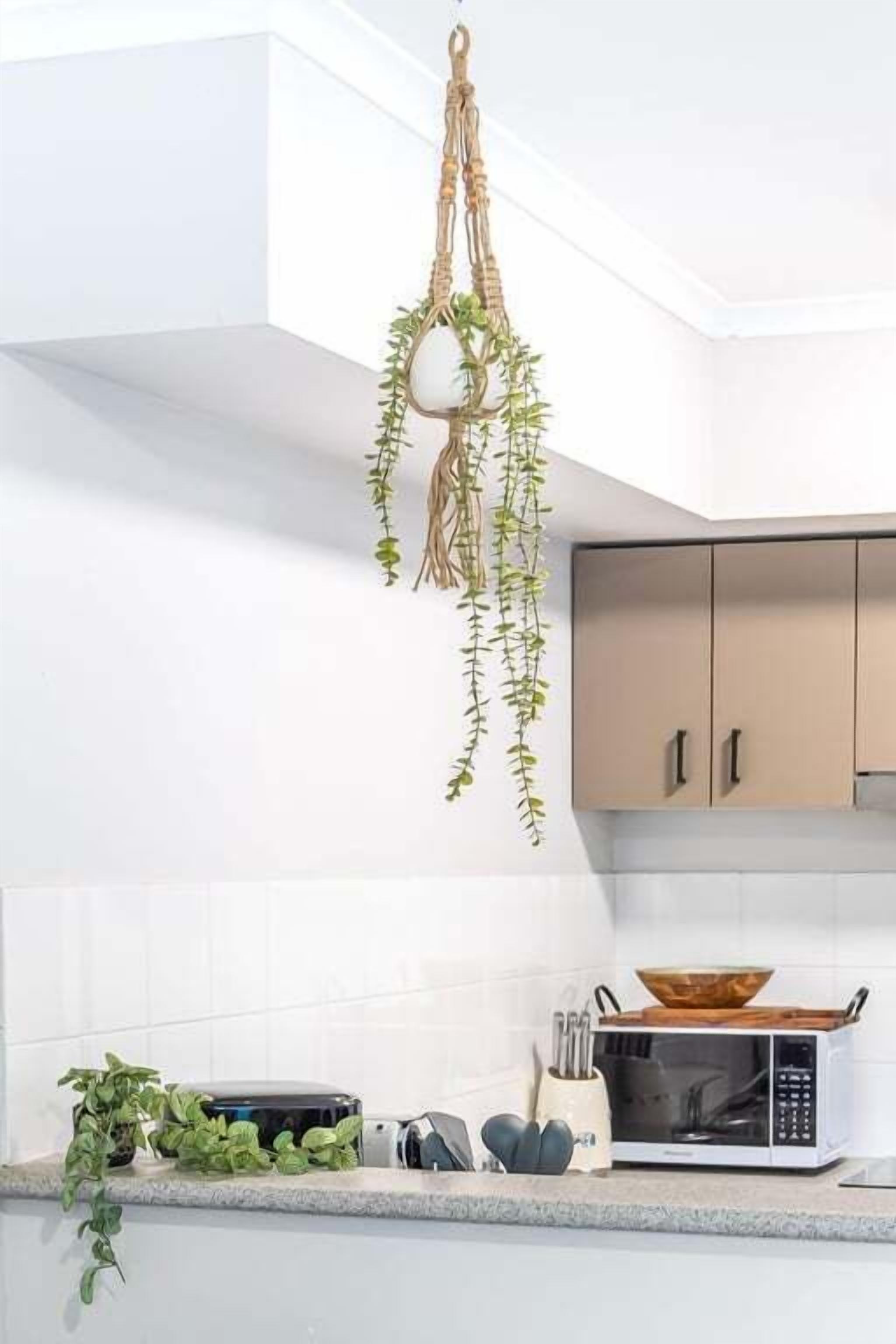 Sea Air Number Six On Queen - Yeppoon