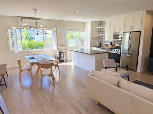 2-bedroom condo in lovely West Hollywood, Mid Century Poolside Retreat