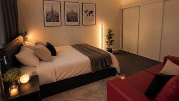 Room, City View | Desk, laptop workspace, free WiFi, bed sheets