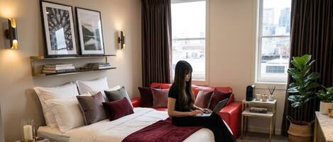 Room, City View